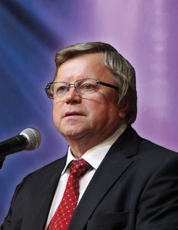Нестеров крупный